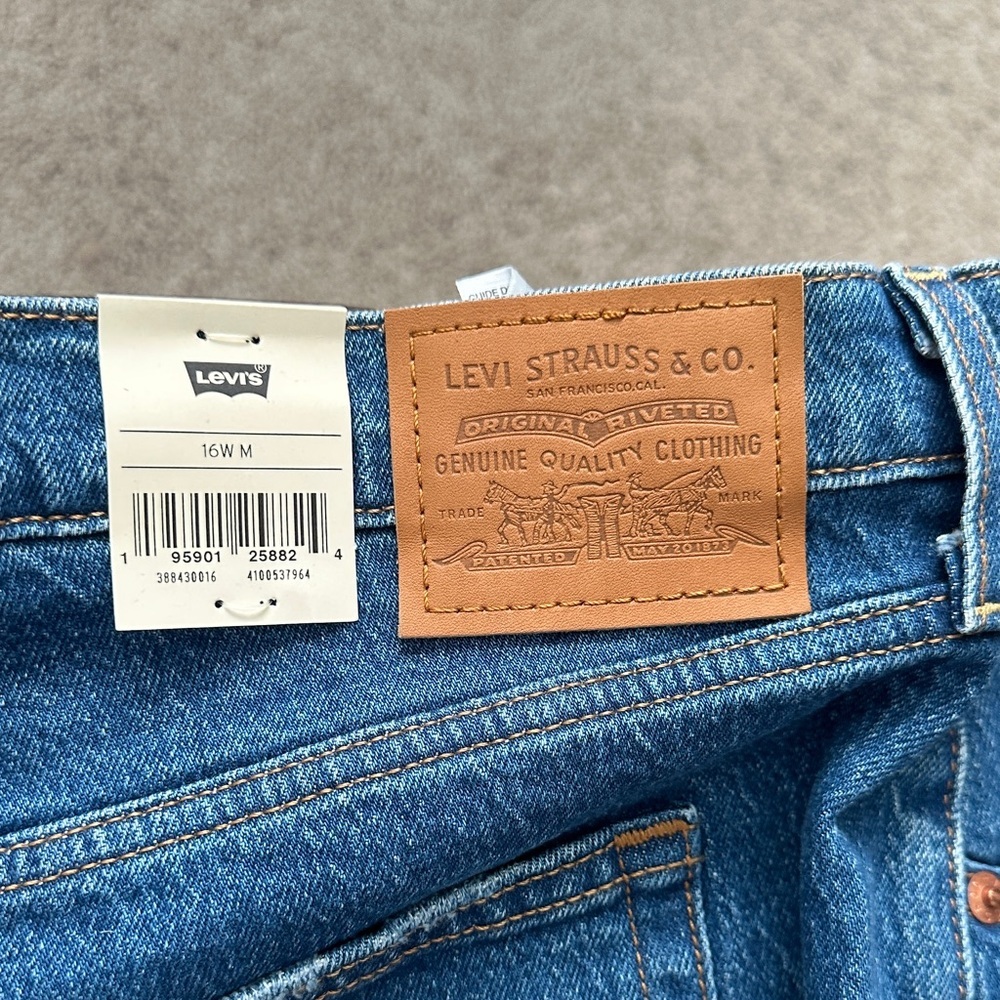 NWT Levi’s Ribcage Straight Ankle Jeans Women’s 16W Medium Wash - Picture 3 of 4